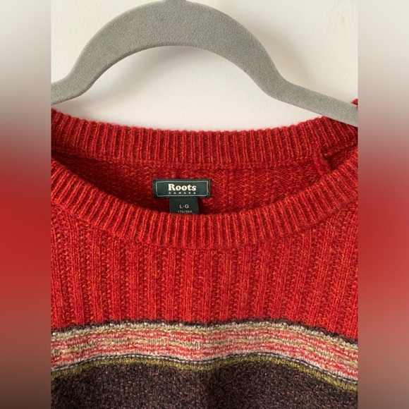 Lambswool Crewneck Warm Boyfriend Sweater, ROOTS Canada, Autumn Outerwear, L - Picture 4 of 14